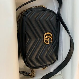 GG Marmont small matelasse shoulder bag